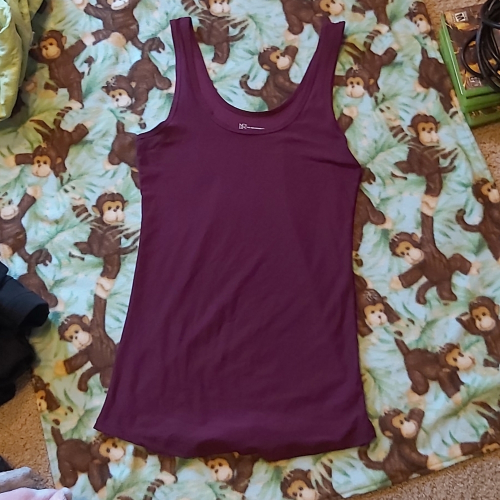 Burgundy tank top!